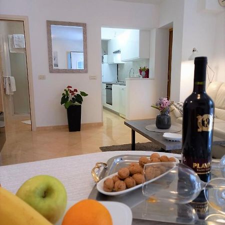 Melody Apartment 포레치 외부 사진