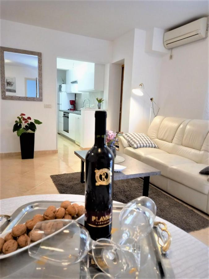 Melody Apartment 포레치 외부 사진