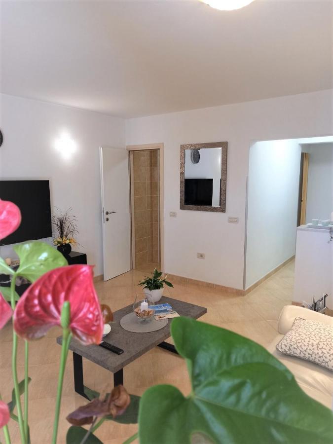 Melody Apartment 포레치 외부 사진